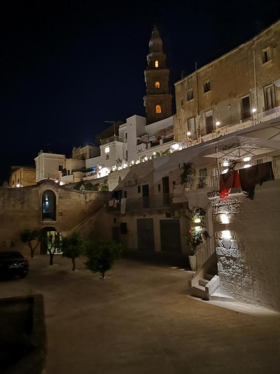 Appartamento Palazzo Antonelli Monopoli Exterior foto